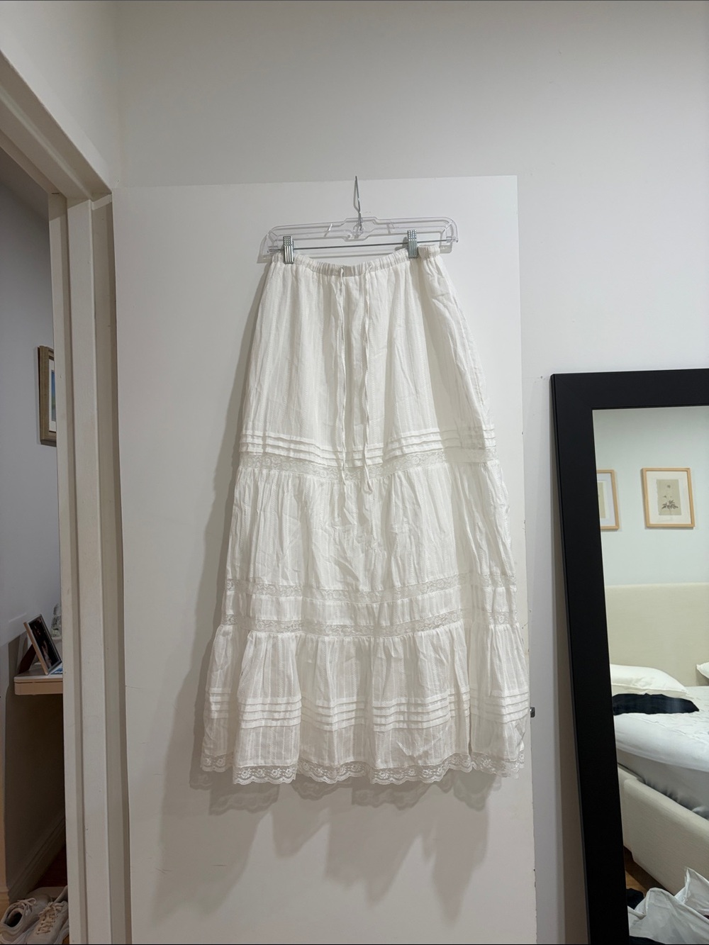 Women's White Lace-Trim Tiered Maxi Skirt